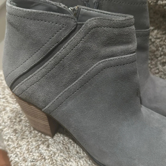 Franco Sarto Domino Ankle Boots Suede Leather
Block Heel Gray Sz 7 - Picture 6 of 9